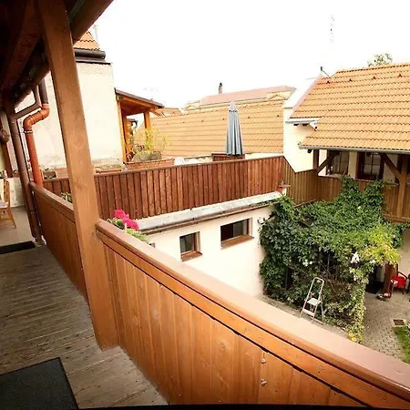 Family Guest house 3*